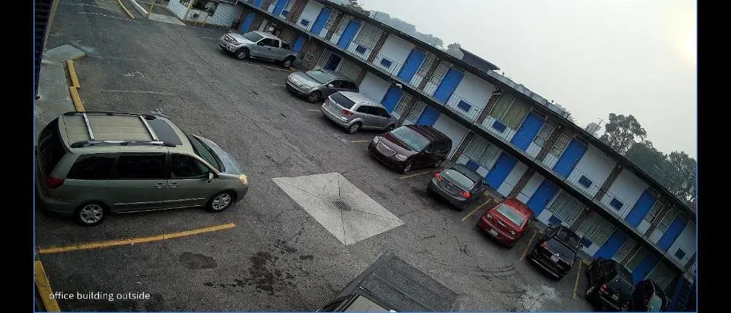 Riviera motel, photo 1 of 5