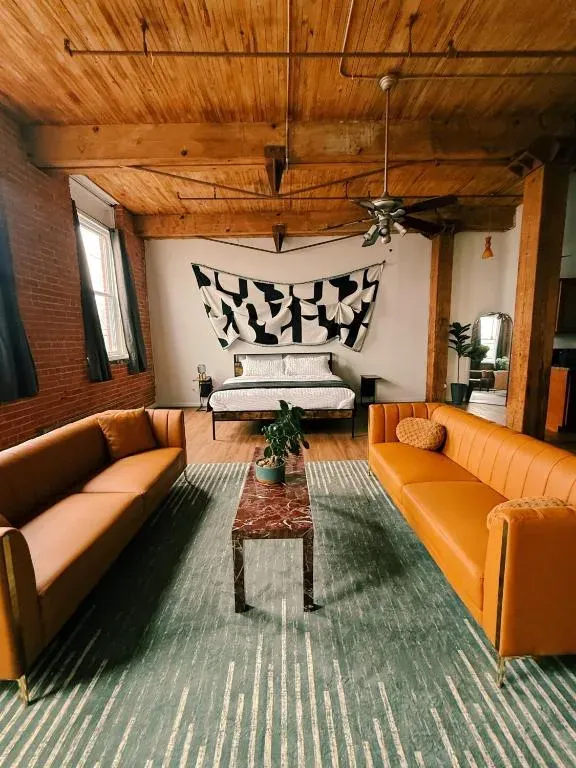 420 friendly Artsy walk Riverfront Loft King Bed, photo 1 of 10