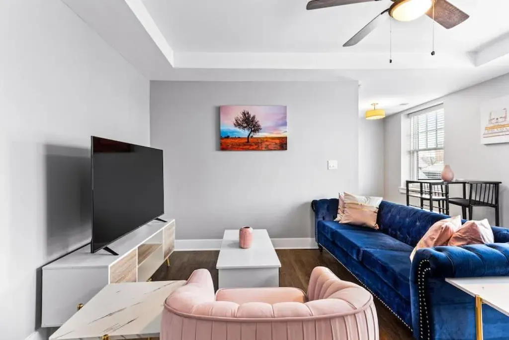 Your Cozy One Bedroom Detriot, photo 1 of 10