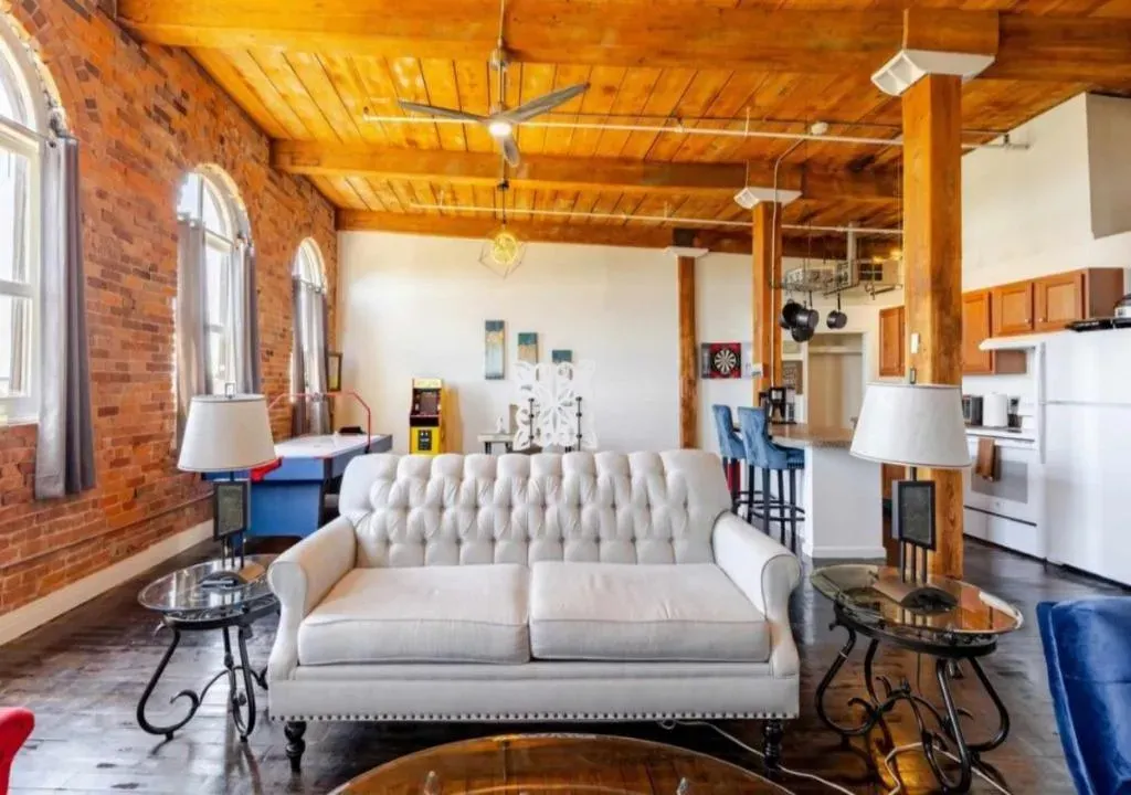 Detroit Belle Isle Loft, photo 1 of 10
