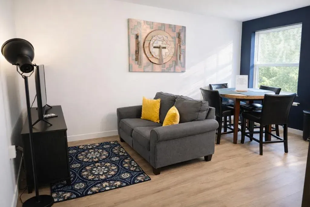 Downtown Detroit Swanky Suite, photo 1 of 10