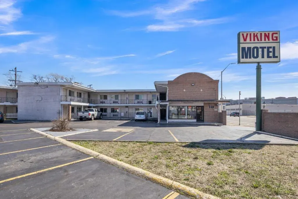 Viking Motel-Detroit, photo 1 of 10