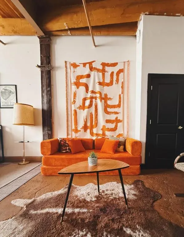 420 Friendly BOHO Loft Downtown KING suite FREE parking, photo 1 of 10