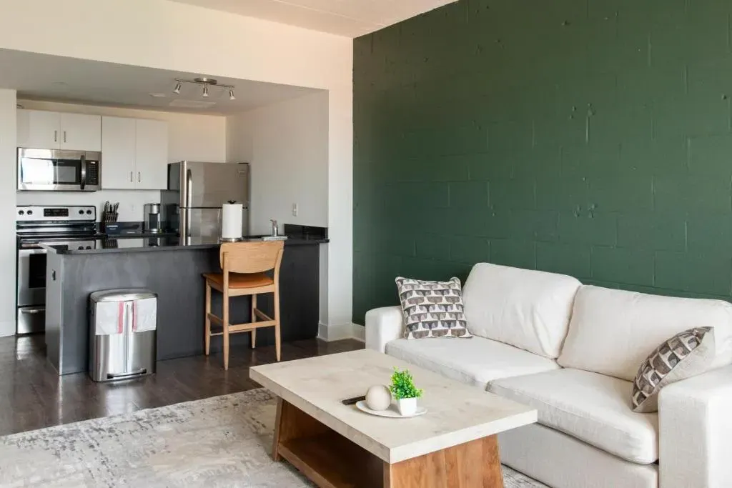 Landing Chic 1BD in New Center, photo 1 of 10